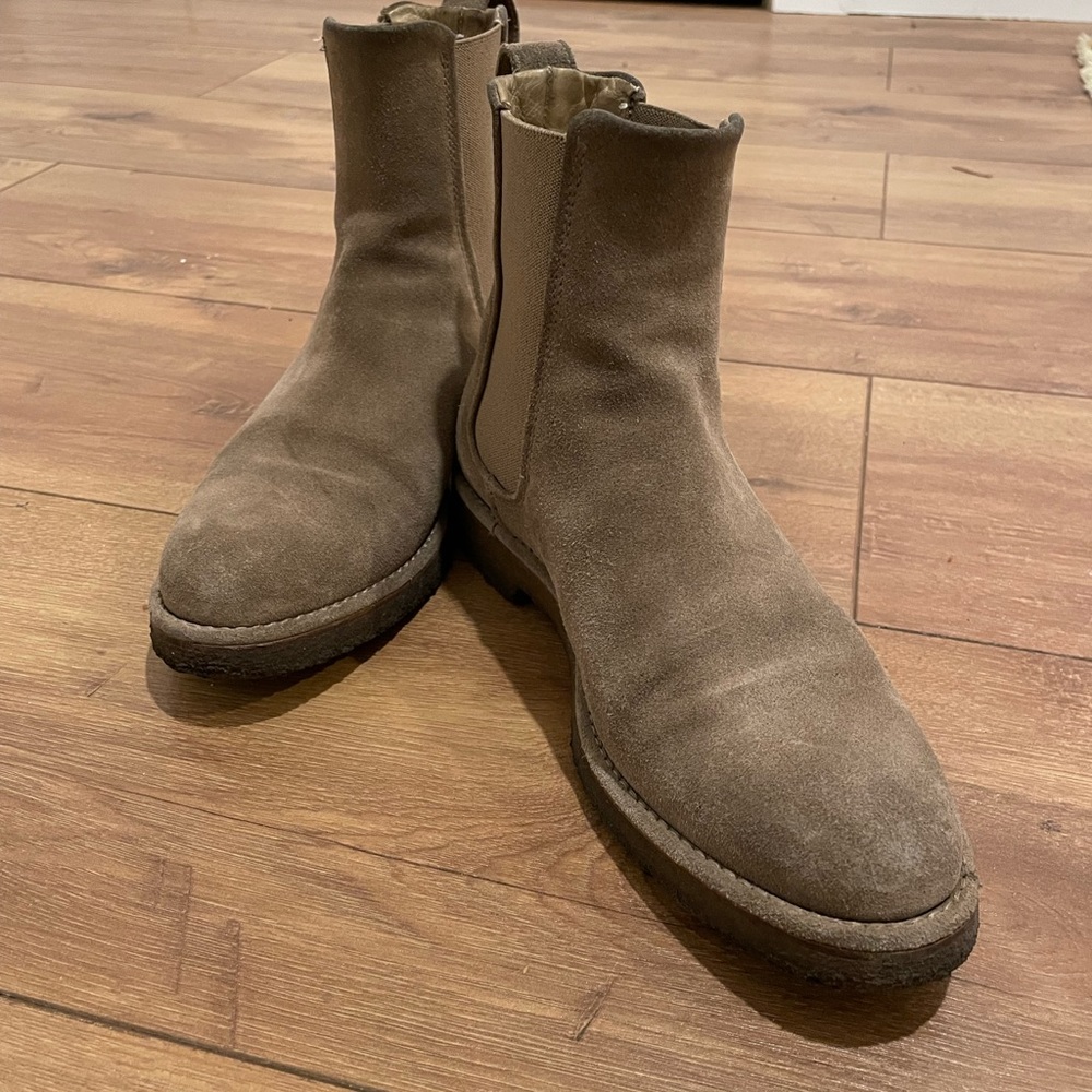 Vince Chelsea with Gum Sole - Picture 3 of 7